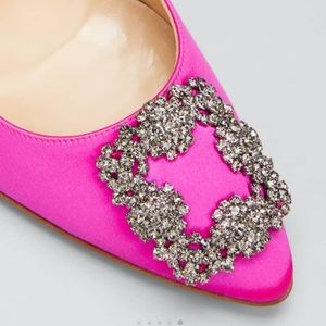 Hangsi Satin crystal buckle pumps.. Made in Italy Manolo Blahnik